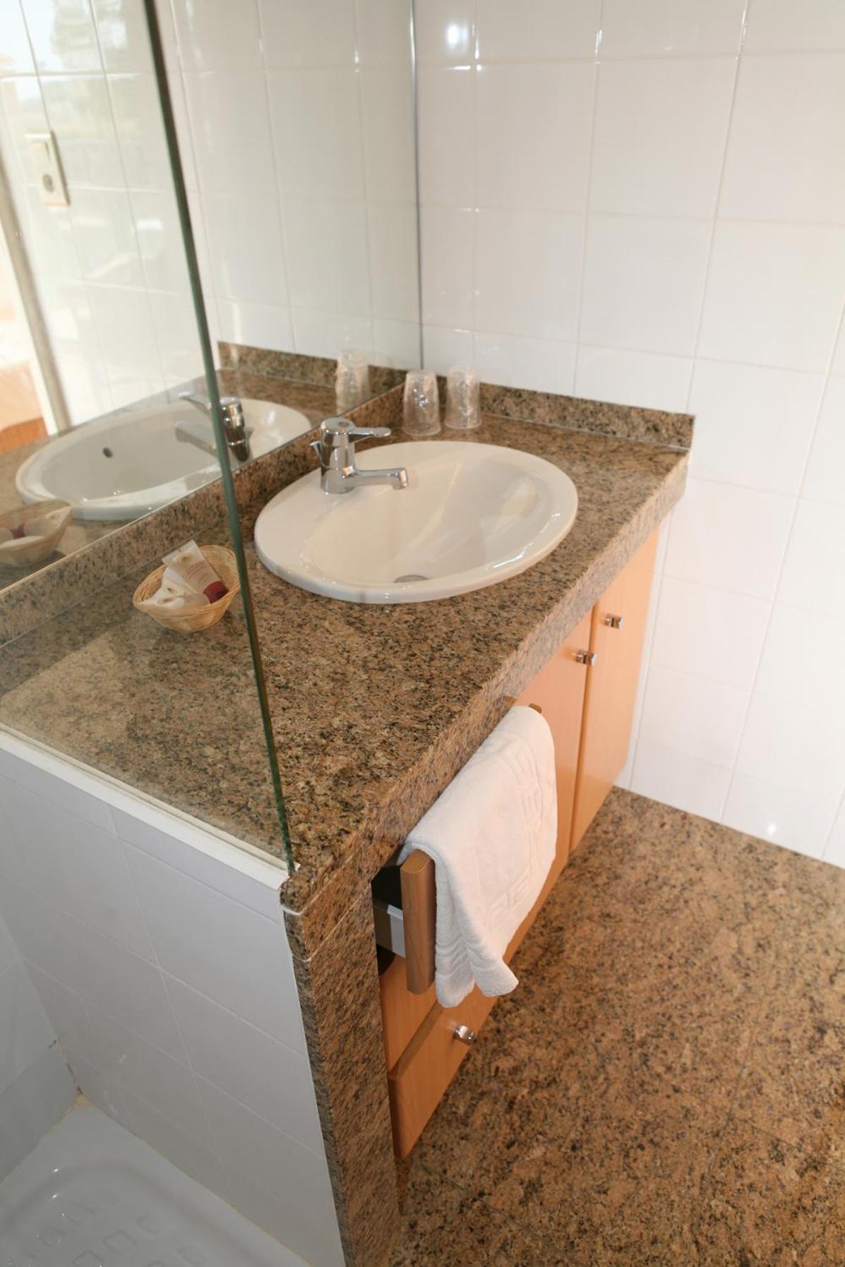 L'Oustal Du Lauragais Hotel Labastide-Beauvoir ภายนอก รูปภาพ
