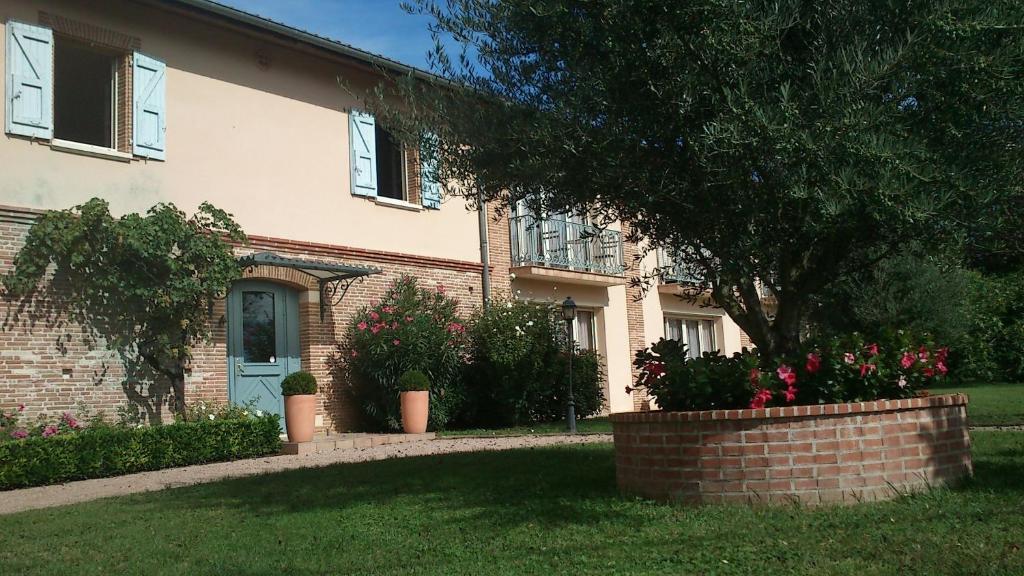 L'Oustal Du Lauragais Hotel Labastide-Beauvoir ภายนอก รูปภาพ