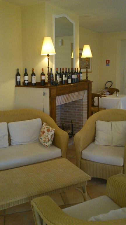 L'Oustal Du Lauragais Hotel Labastide-Beauvoir ภายนอก รูปภาพ